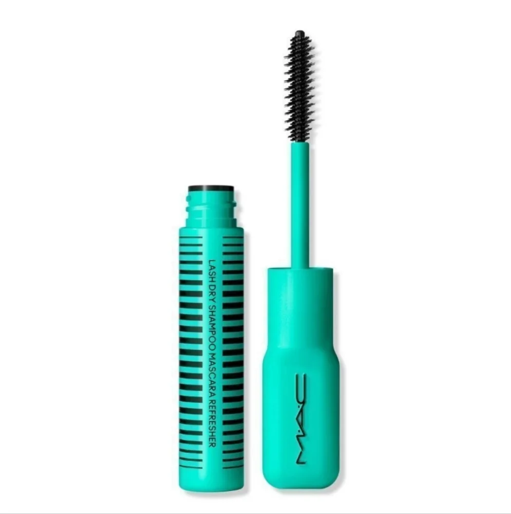 NIB MAC Lash Dry Shampoo Mascara Refresher Full Size
